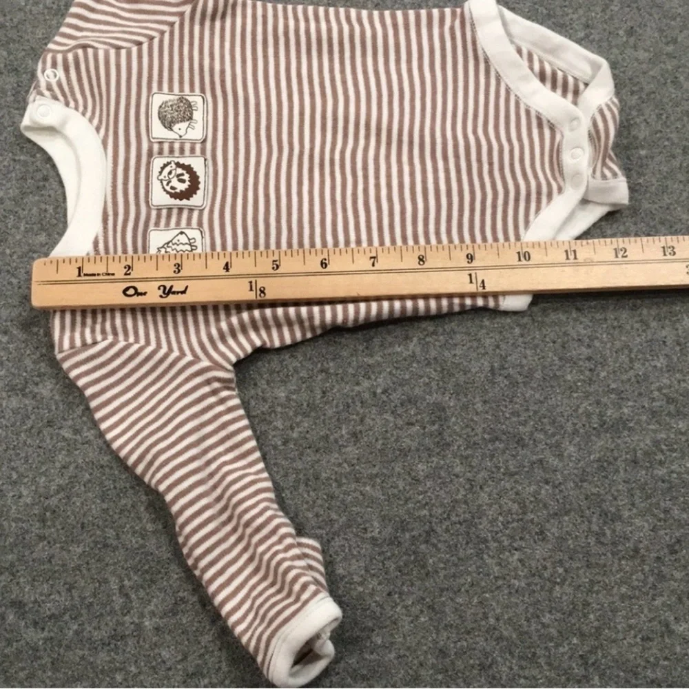 💥$5 if bundled 0 - 3 Month GYMBOREE Striped Hedgehog Porcupine Long Sleeve Onsie